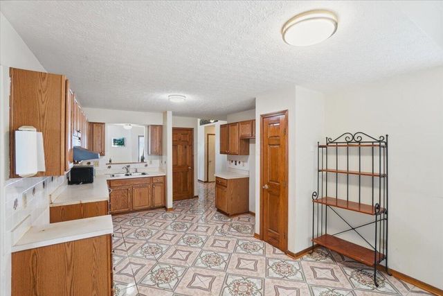 5521 Mirage Drive, Hilliard, OH 43026