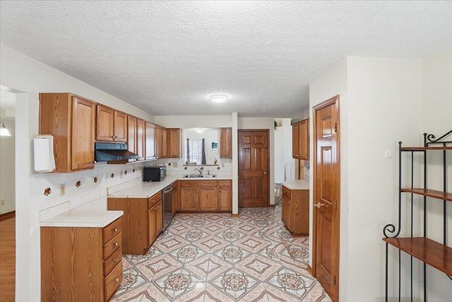 5521 Mirage Drive, Hilliard, OH 43026