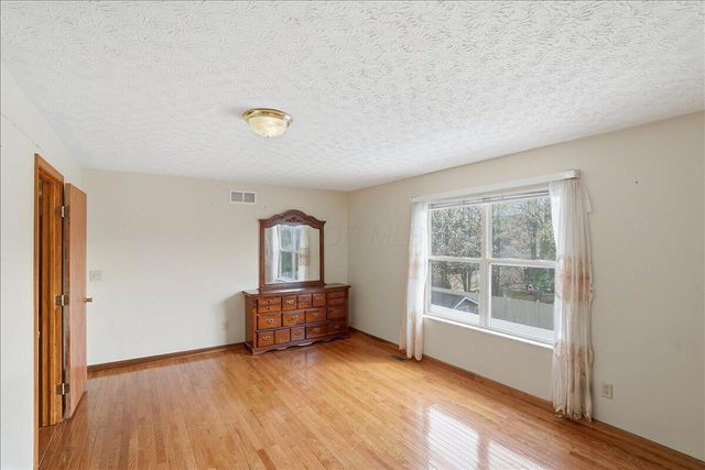 5521 Mirage Drive, Hilliard, OH 43026