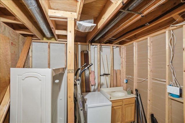 5521 Mirage Drive, Hilliard, OH 43026