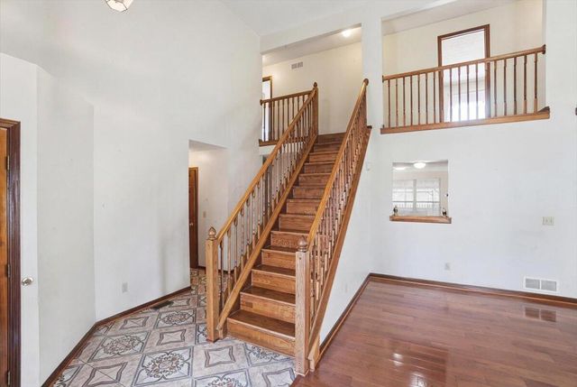 5521 Mirage Drive, Hilliard, OH 43026