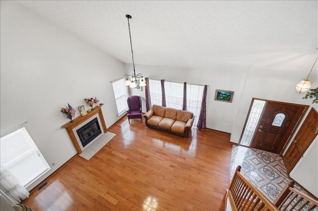 5521 Mirage Drive, Hilliard, OH 43026