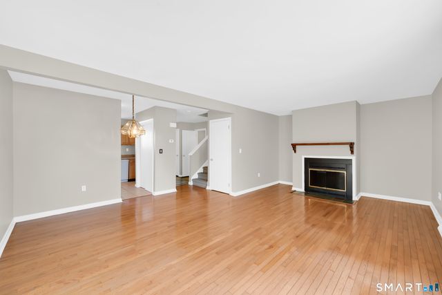 28 Larkspur Drive 28, Cromwell, CT 06416