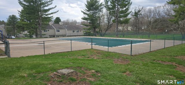 28 Larkspur Drive 28, Cromwell, CT 06416