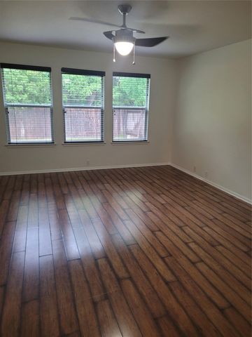 433 Moorhen CV, Leander, TX 78641