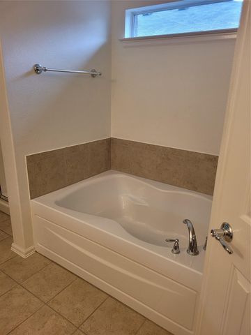 433 Moorhen CV, Leander, TX 78641