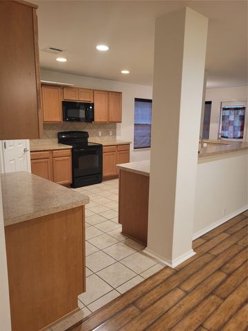 433 Moorhen CV, Leander, TX 78641
