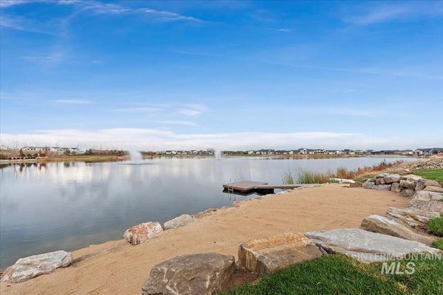 993 S Waning Ln, Eagle, ID 83616