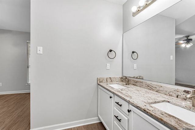 17034 Hunters Trace St W, Prairieville, LA 70769