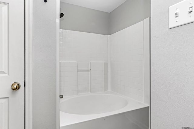 17034 Hunters Trace St W, Prairieville, LA 70769