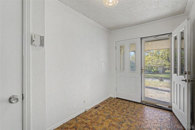 1405 W Young Street, Tulsa, OK 74127