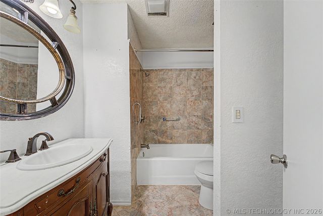 1405 W Young Street, Tulsa, OK 74127