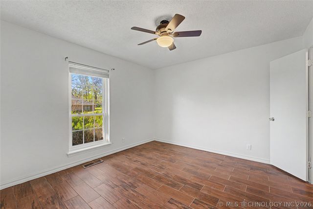 1405 W Young Street, Tulsa, OK 74127