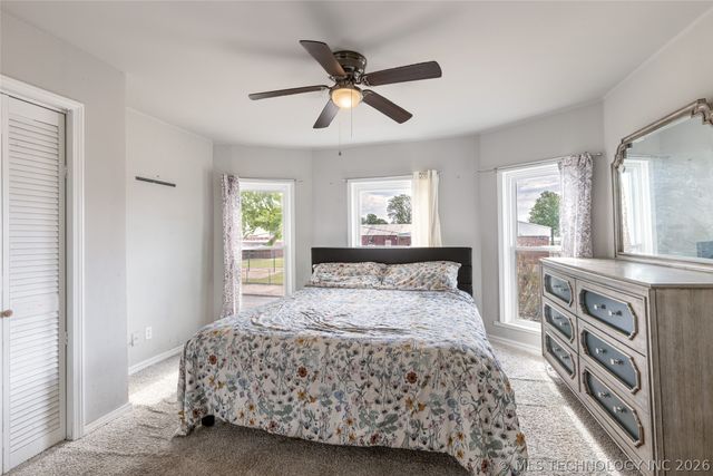202 W 4th Street, Claremore, OK 74017