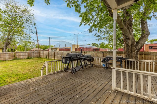 202 W 4th Street, Claremore, OK 74017