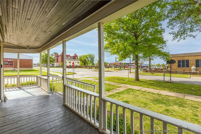 202 W 4th Street, Claremore, OK 74017