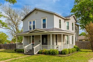 202 W 4th Street, Claremore, OK 74017