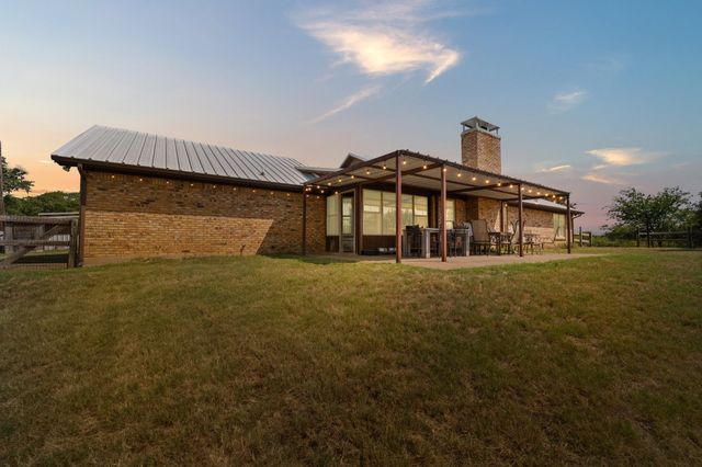 271 Jupiter Trail, Weatherford, TX 76088