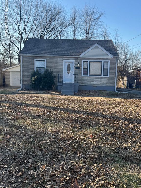 4310 Lynnview Dr, Louisville, KY 40216