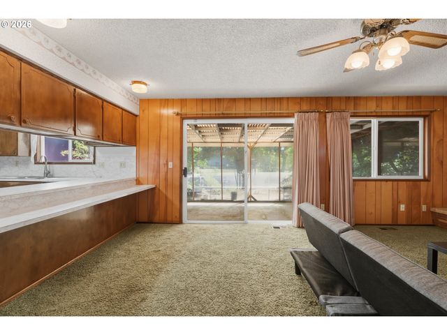 832 WILSONVILLE Rd, Newberg, OR 97132
