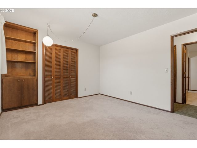 832 WILSONVILLE Rd, Newberg, OR 97132