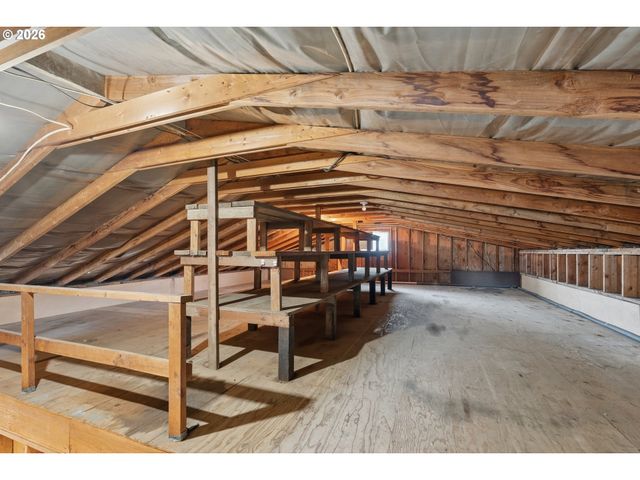 832 WILSONVILLE Rd, Newberg, OR 97132