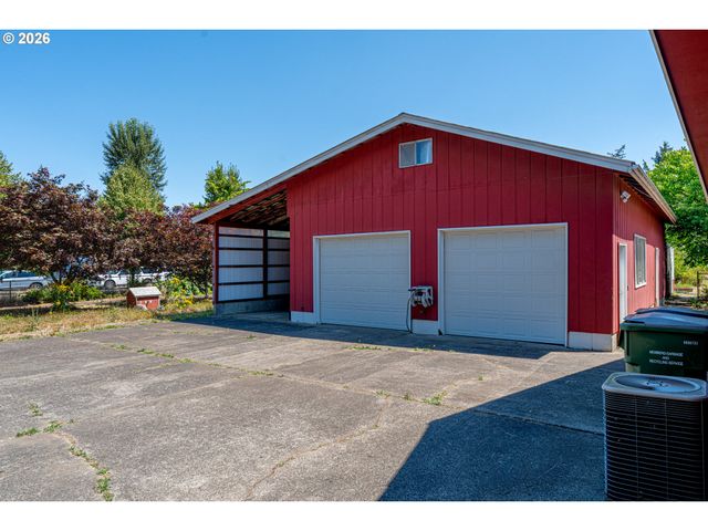 832 WILSONVILLE Rd, Newberg, OR 97132