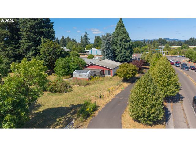 832 WILSONVILLE Rd, Newberg, OR 97132
