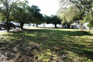 801 NW 80th St, Miami, FL 33150