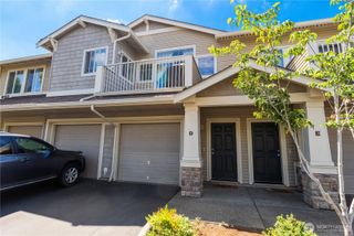 6137 Hazel Loop SE #D, Auburn, WA 98092