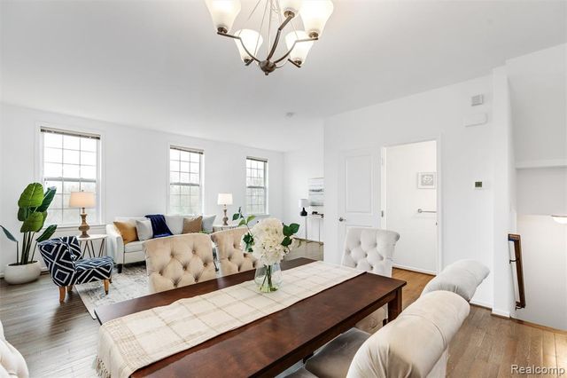 2769 Ashcombe Drive, Ann Arbor, MI 48105