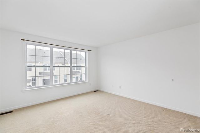 2769 Ashcombe Drive, Ann Arbor, MI 48105