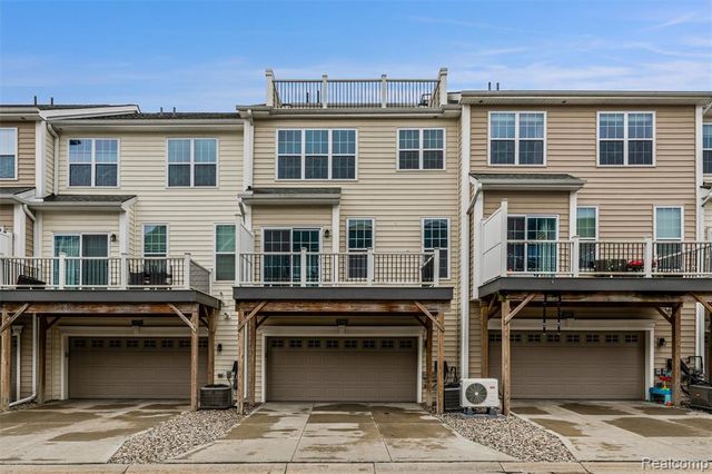 2769 Ashcombe Drive, Ann Arbor, MI 48105