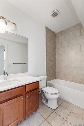 2769 Ashcombe Drive, Ann Arbor, MI 48105
