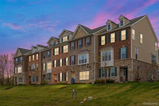 2769 Ashcombe Drive, Ann Arbor, MI 48105