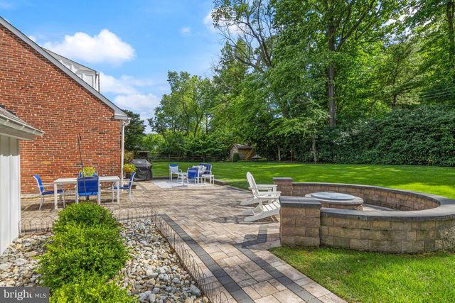 574 TIMBER LN, Devon, PA 19333