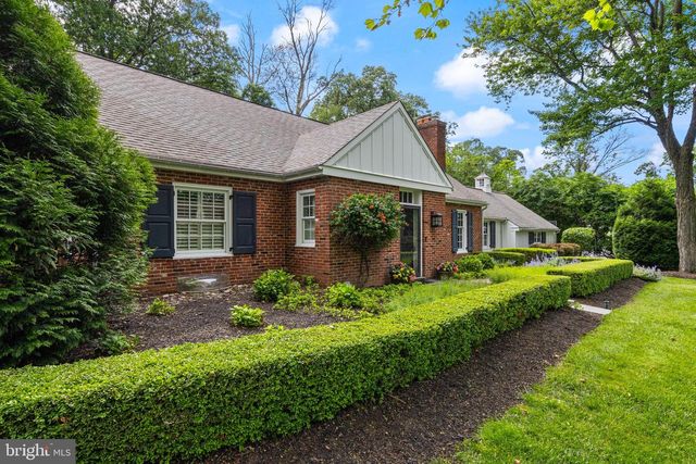 574 TIMBER LN, Devon, PA 19333