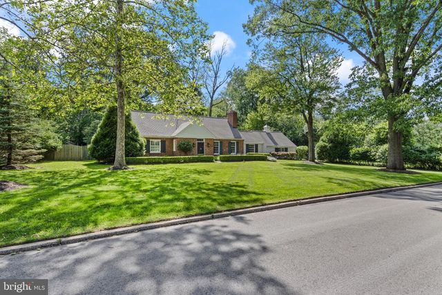 574 TIMBER LN, Devon, PA 19333