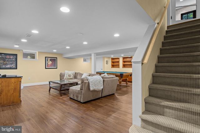 574 TIMBER LN, Devon, PA 19333