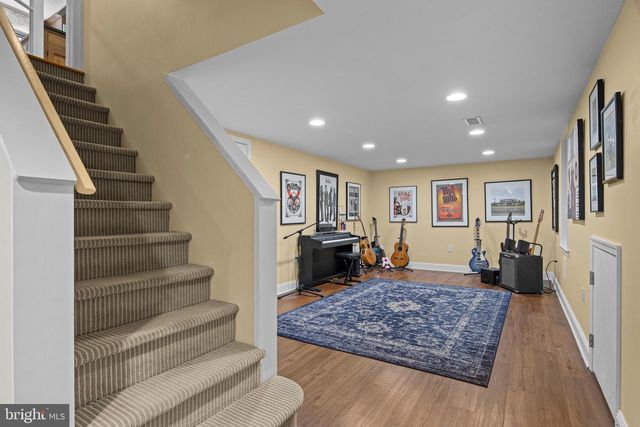 574 TIMBER LN, Devon, PA 19333