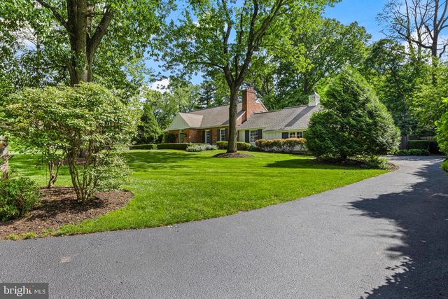 574 TIMBER LN, Devon, PA 19333