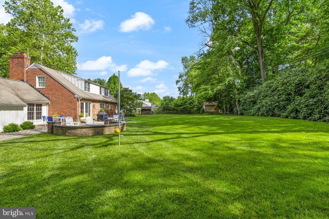 574 TIMBER LN, Devon, PA 19333