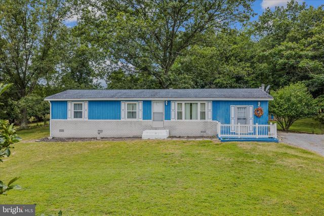 35 SLEEPYVIEW LN, Berkeley Springs, WV 25411