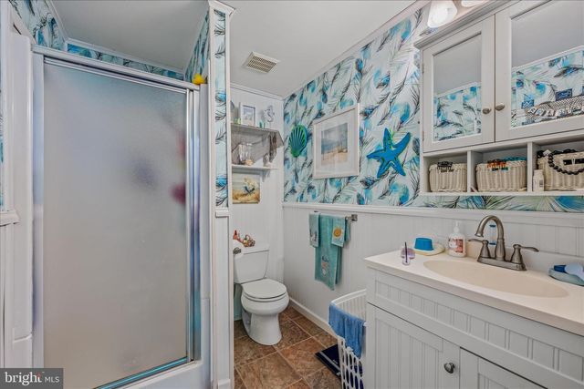 35 SLEEPYVIEW LN, Berkeley Springs, WV 25411