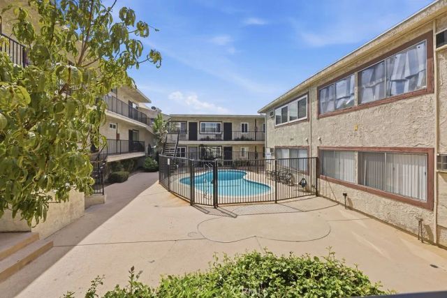 8800 Cedros Avenue 108, Panorama City, CA 91402