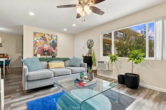 8800 Cedros Avenue 108, Panorama City, CA 91402