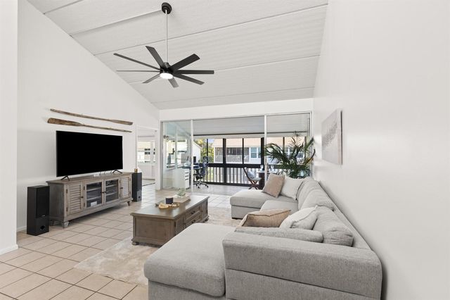 1456 NE Ocean Boulevard 9-202, Stuart, FL 34996