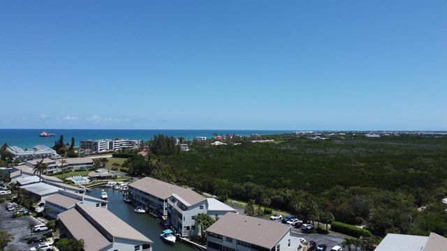 1456 NE Ocean Boulevard 9-202, Stuart, FL 34996