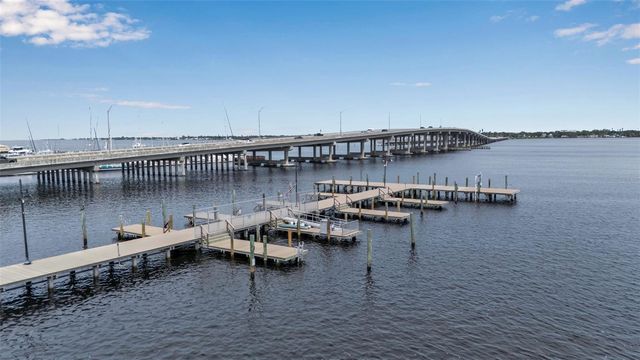 808 3RD AVENUE W 307, Bradenton, FL 34205