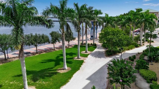 808 3RD AVENUE W 307, Bradenton, FL 34205